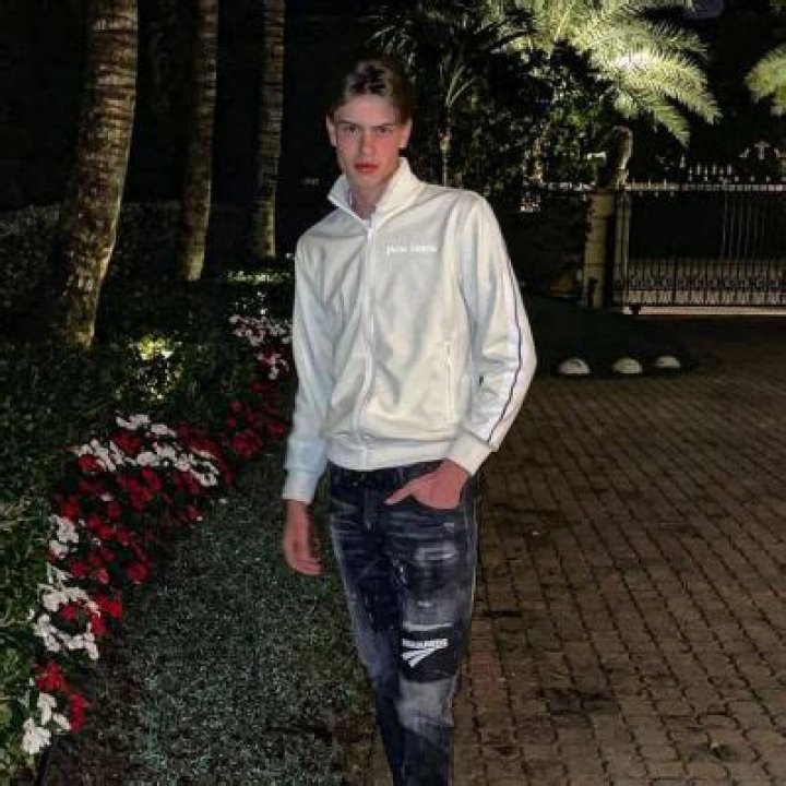 Alastair Wallace Stewart- Wiki, Age, Girlfriend, Ethnicity, Net Worth, Height, Career