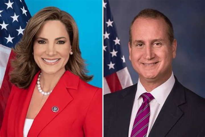Jose Diaz-Balart &amp; Wife Brenda Diaz-Balart Age Gap – Details To Know About The American Journalist